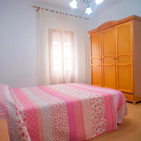 Apartment Brisa Familiar Centro Apartamentos Con A&A, Balcon, Garaje Y Solo Para Familias Conil De La Frontera