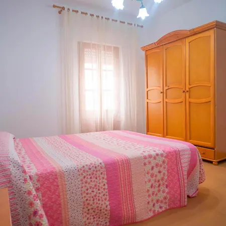Brisa Familiar Centro Apartamentos Con A&A, Balcon, Garaje Y Solo Para Familias