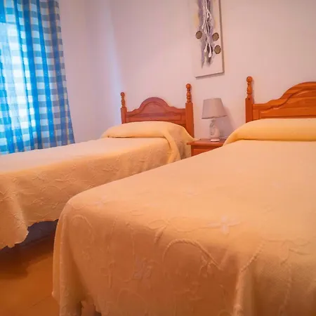 Brisa Familiar Centro Apartamentos Con A&A, Balcon, Garaje Y Solo Para Familias Apartment Conil De La Frontera